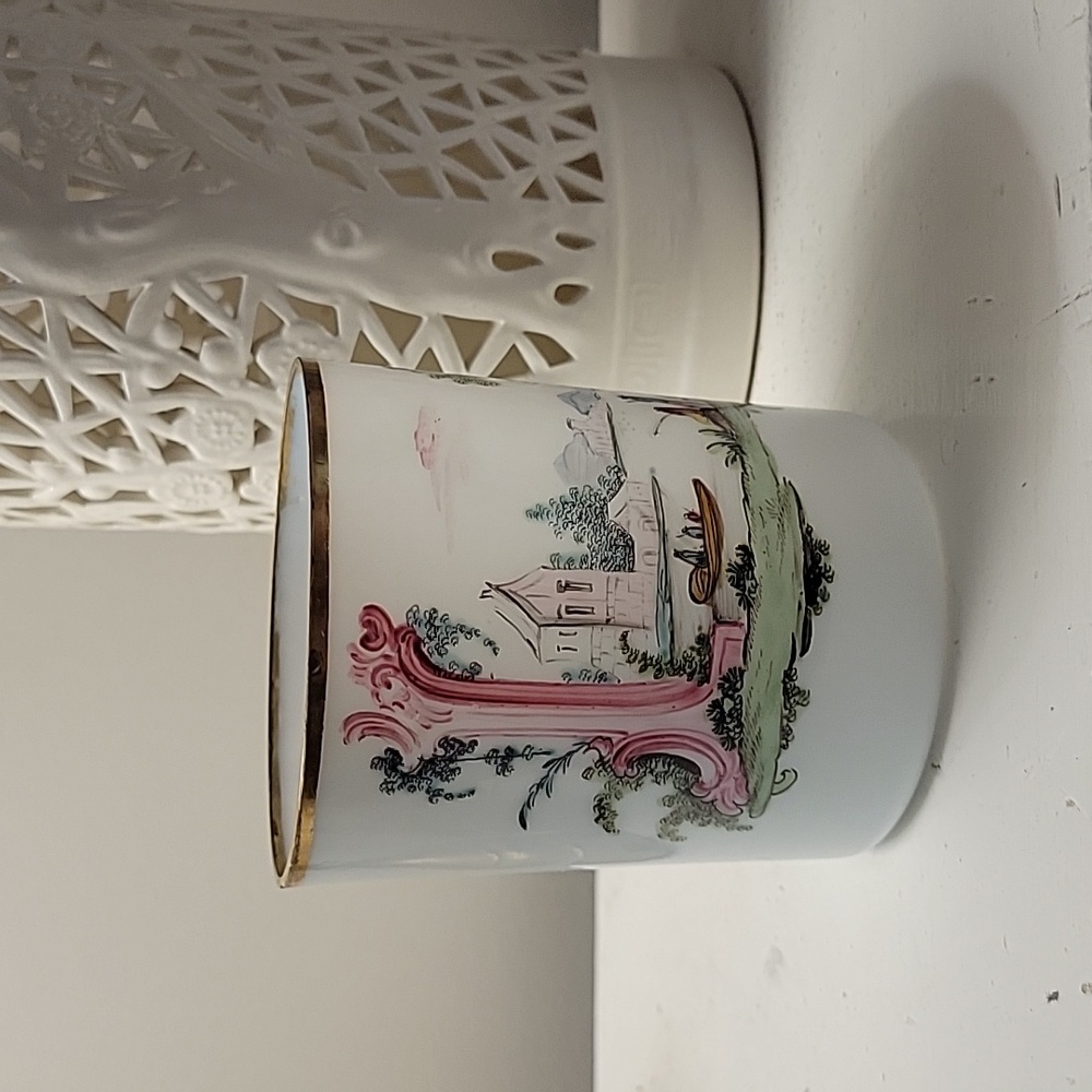 White Milk Glass, Decorative Scene - Picture 2 of 7